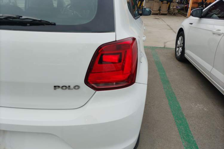 Used Volkswagen Polo 2016 1.4L Automatic Trendy Model Exterior 3