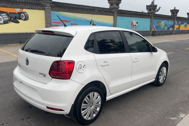 Used Volkswagen Polo 2016 1.6L Automatic Comfort Model Exterior 3