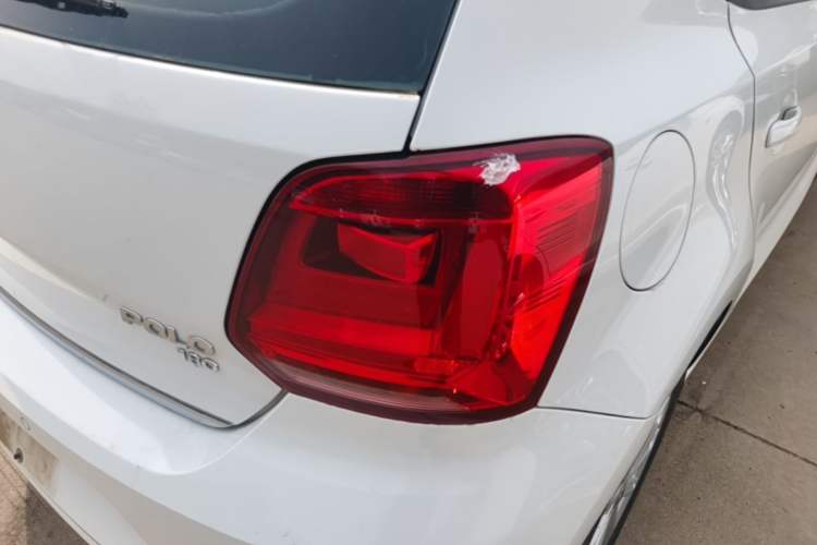 Used Volkswagen Polo 2016 1.6L Automatic Luxury Model Exterior 3