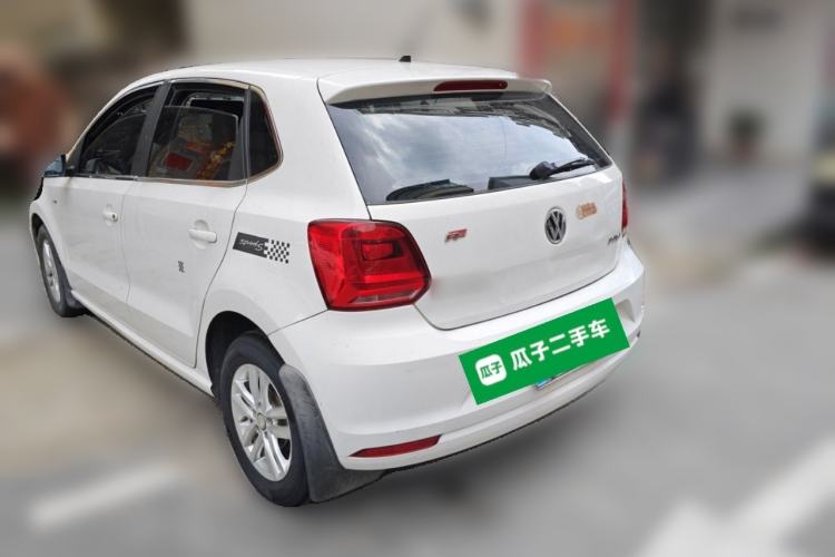 Used Volkswagen Polo 2016 1.4L Manual Fashion Model Exterior 3