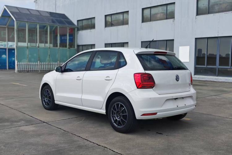 Used Volkswagen Polo 2016 1.6L Automatic Comfort Model Exterior 3