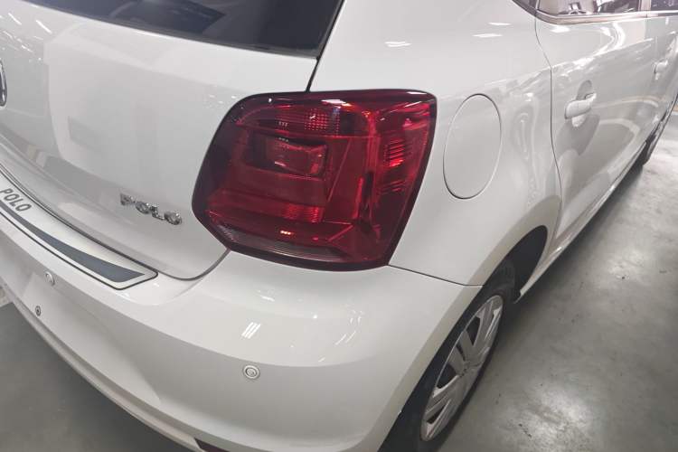 Used Volkswagen Polo 2016 1.4L Automatic Trendy Model Exterior 3