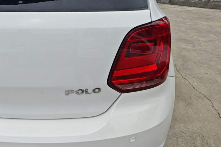 Used Volkswagen Polo 2016 1.4L Automatic Trendy Model Exterior 3