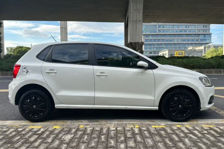 Used Volkswagen Polo 2016 1.4L Automatic Trendy Model Exterior 3