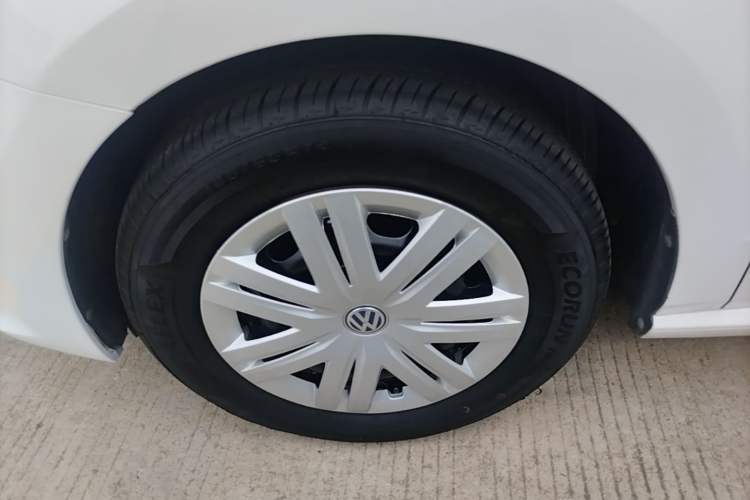Used Volkswagen Polo 2016 1.4L Automatic Trendy Model Exterior 4