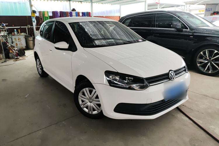Used Volkswagen Polo 2016 1.4L Manual Fashion Model Exterior 4