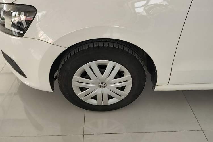 Used Volkswagen Polo 2016 1.4L Automatic Trendy Model Exterior 4