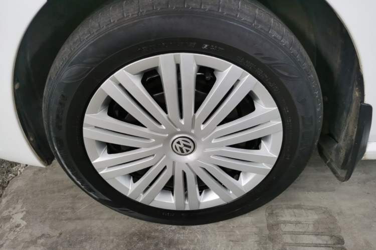 Used Volkswagen Polo 2016 1.6L Automatic Comfort Model Exterior 4