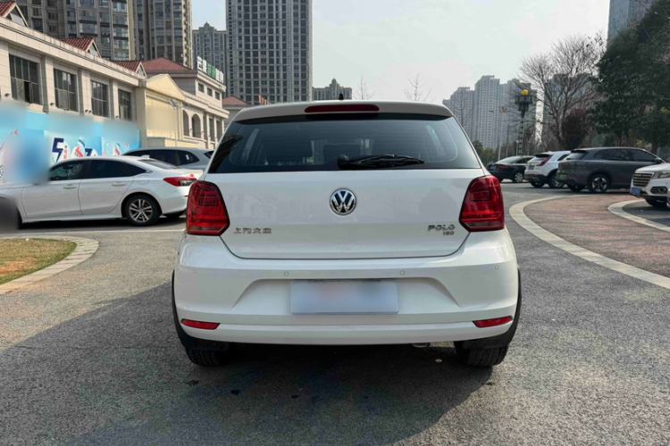 Used Volkswagen Polo 2016 1.6L Automatic Comfort Model Exterior 4