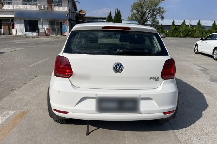 Used Volkswagen Polo 2016 1.6L Manual Comfort Model Exterior 4