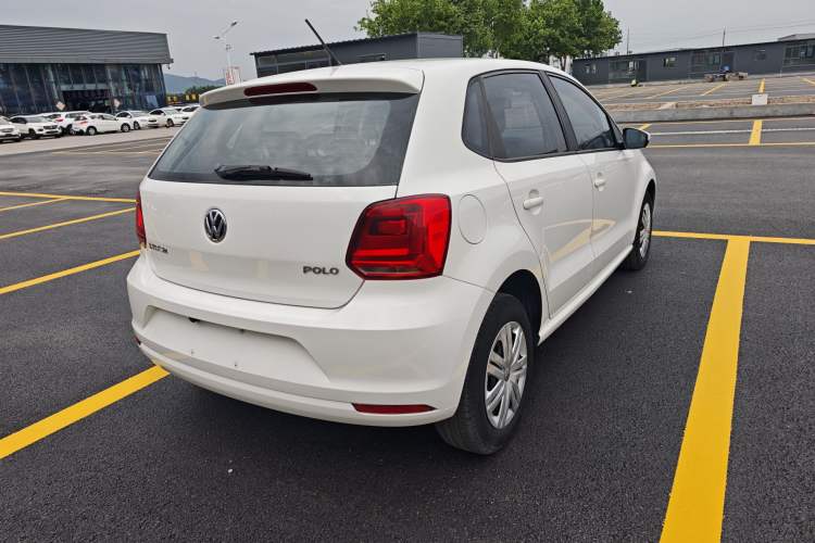 Used Volkswagen Polo 2016 1.4L Automatic Trendy Model Exterior 4