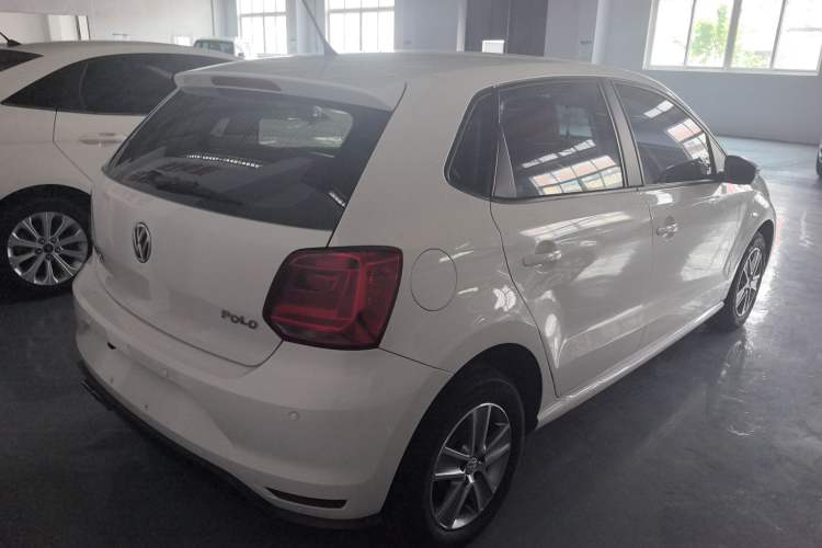 Used Volkswagen Polo 2016 1.4L Automatic Trendy Model Exterior 4