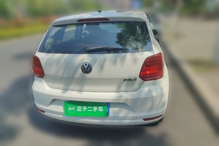 Used Volkswagen Polo 2016 1.4L Manual Fashion Model Exterior 4