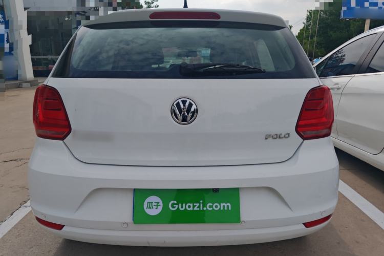 Used Volkswagen Polo 2016 1.4L Manual Fashion Model Exterior 4