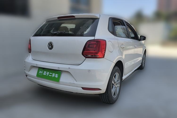 Used Volkswagen Polo 2016 1.4L Manual Fashion Model Exterior 5