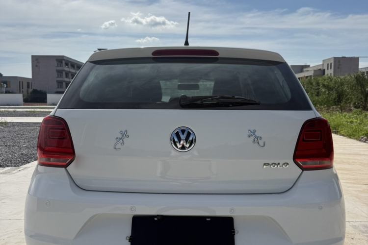 Used Volkswagen Polo 2016 1.4L Automatic Trendy Model Exterior 5