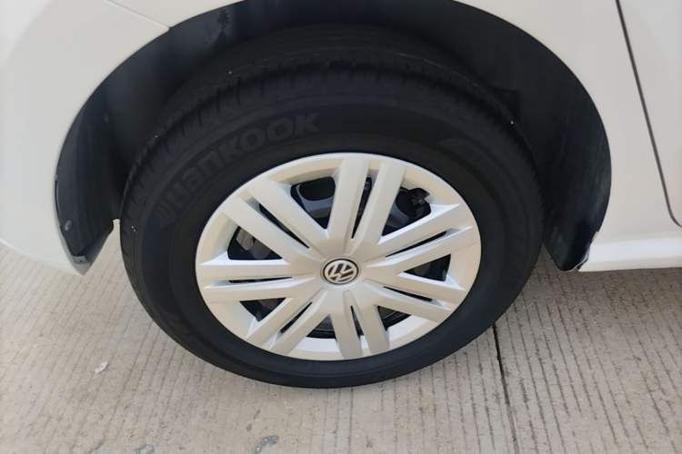 Used Volkswagen Polo 2016 1.4L Automatic Trendy Model Exterior 5
