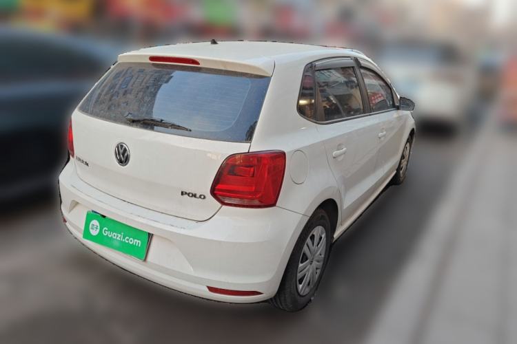 Used Volkswagen Polo 2016 1.4L Manual Fashion Model Exterior 5