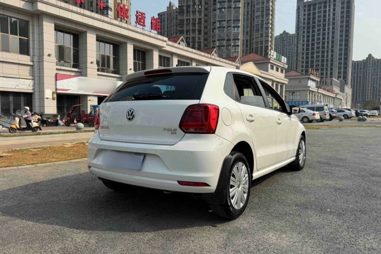 Used Volkswagen Polo 2016 1.6L Automatic Comfort Model Exterior 5