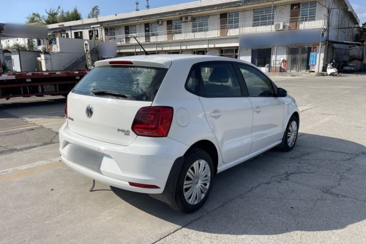 Used Volkswagen Polo 2016 1.6L Manual Comfort Model Exterior 5