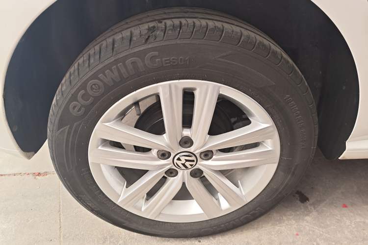 Used Volkswagen Polo 2016 1.6L Automatic Comfort Model Exterior 5