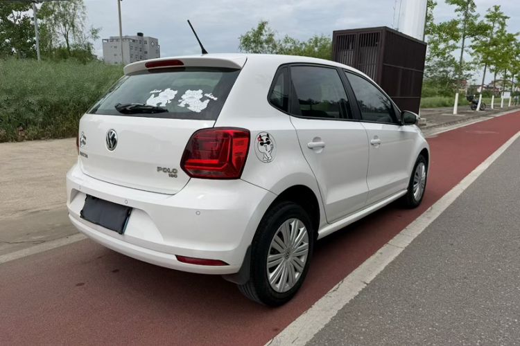 Used Volkswagen Polo 2016 1.6L Automatic Comfort Model Exterior 5