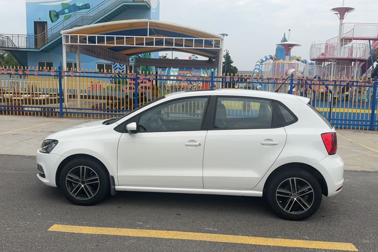 Used Volkswagen Polo 2016 1.6L Automatic Comfort Model Exterior 5