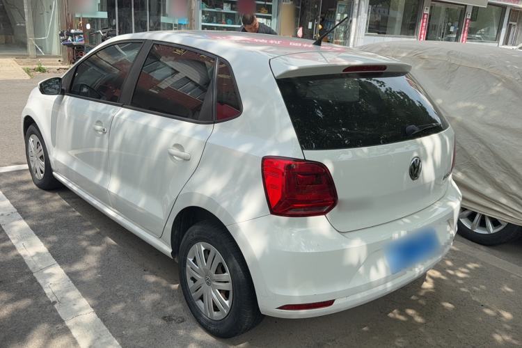 Used Volkswagen Polo 2016 1.4L Manual Fashion Model Exterior 5