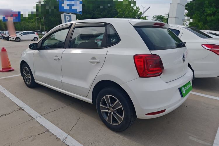 Used Volkswagen Polo 2016 1.4L Manual Fashion Model Exterior 5