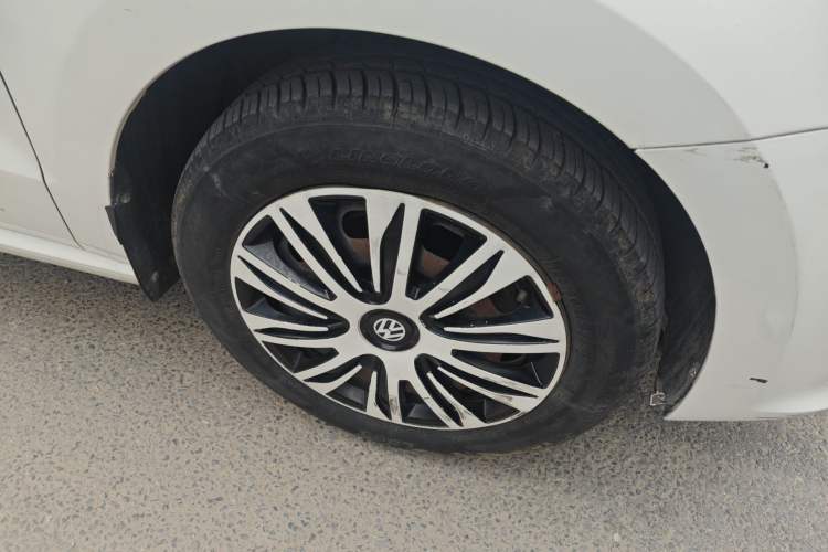 Used Volkswagen Polo 2016 1.6L Automatic Comfort Model Exterior 7