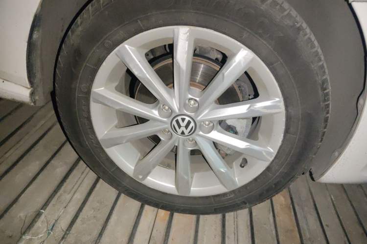 Used Volkswagen Polo 2016 1.6L Automatic Comfort Model Exterior 7