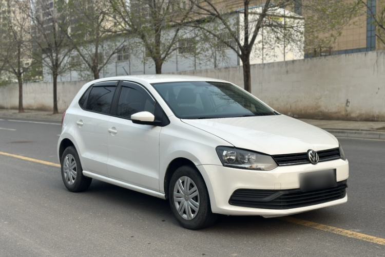 Used Volkswagen Polo 2016 1.4L Manual Fashion Model Exterior 8