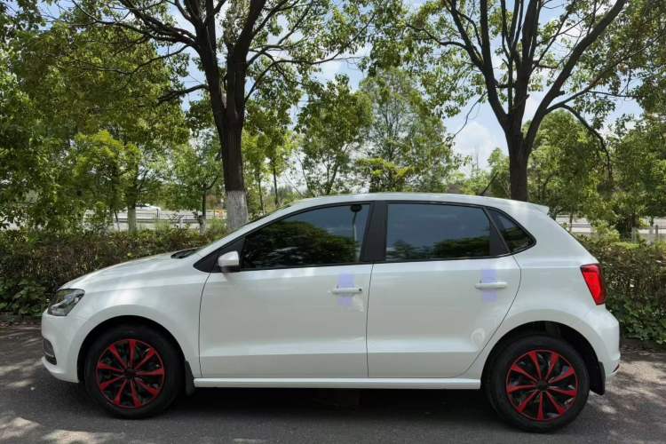 Used Volkswagen Polo 2016 1.6L Automatic Comfort Model Exterior 8