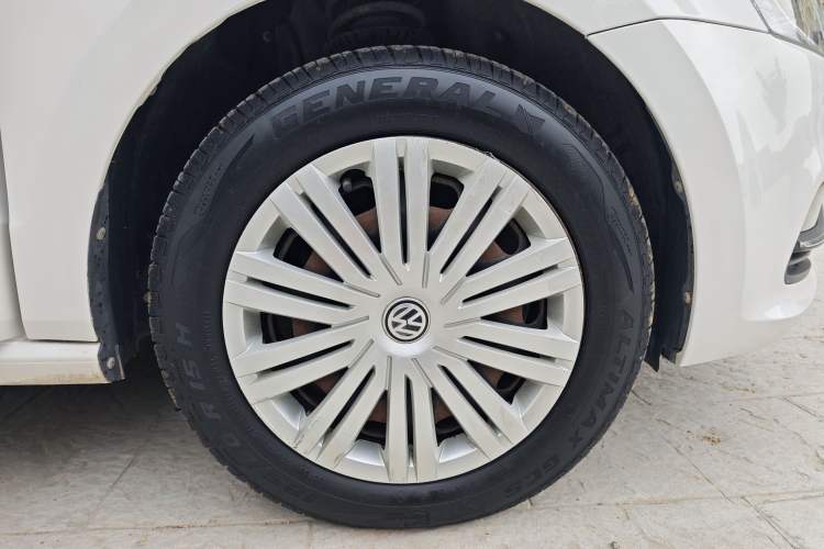Used Volkswagen Polo 2016 1.6L Automatic Comfort Model Exterior 8