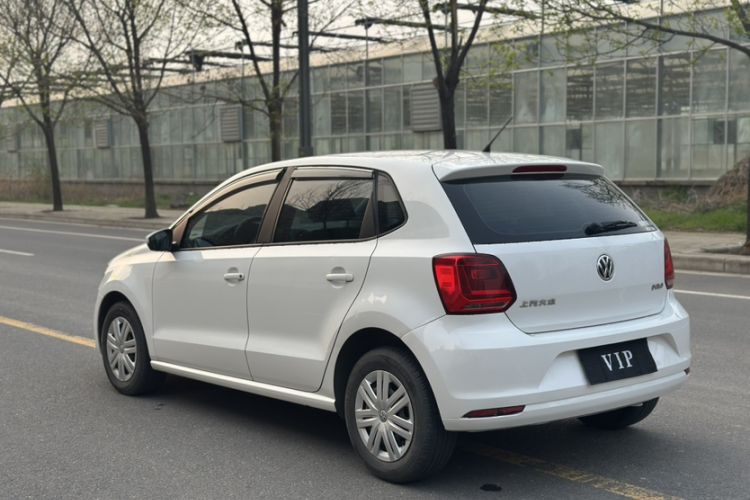 Used Volkswagen Polo 2016 1.4L Manual Fashion Model Exterior 9