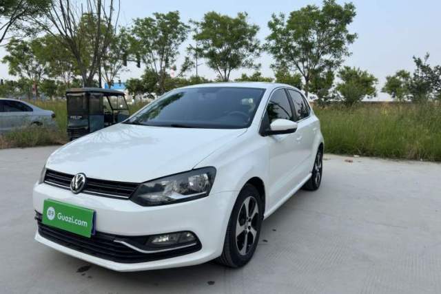Used Volkswagen Polo 2016 1.4L Manual Fashion Model