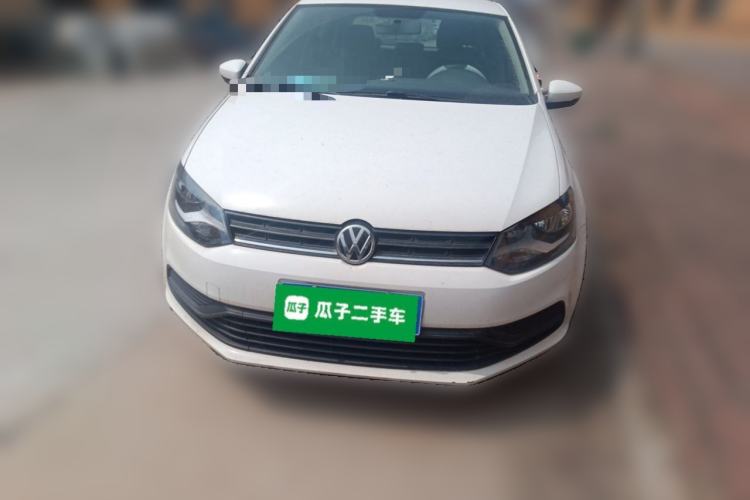 Used Volkswagen Polo 2016 1.4L Manual Fashion Model Front