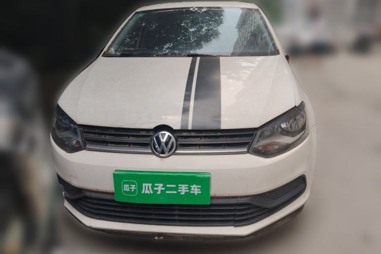 Used Volkswagen Polo 2016 1.4L Manual Fashion Model Front