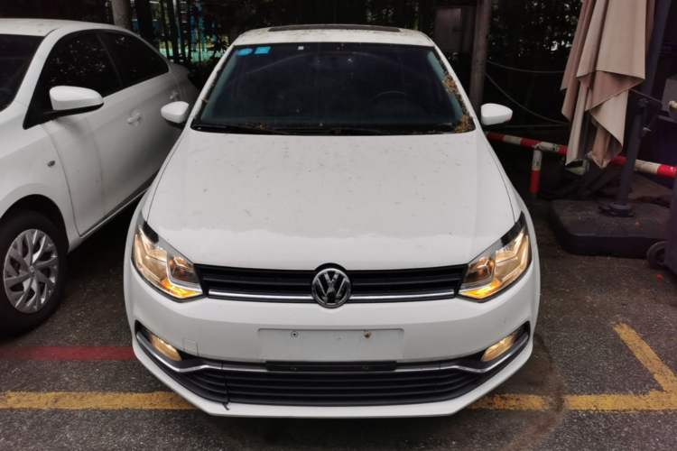 Used Volkswagen Polo 2016 1.6L Automatic Comfort Model Front