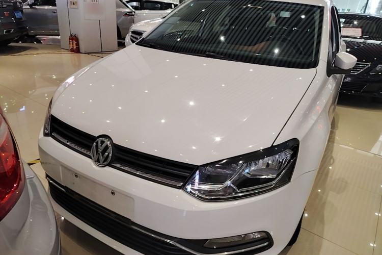 Used Volkswagen Polo 2016 1.6L Automatic Comfort Model Front