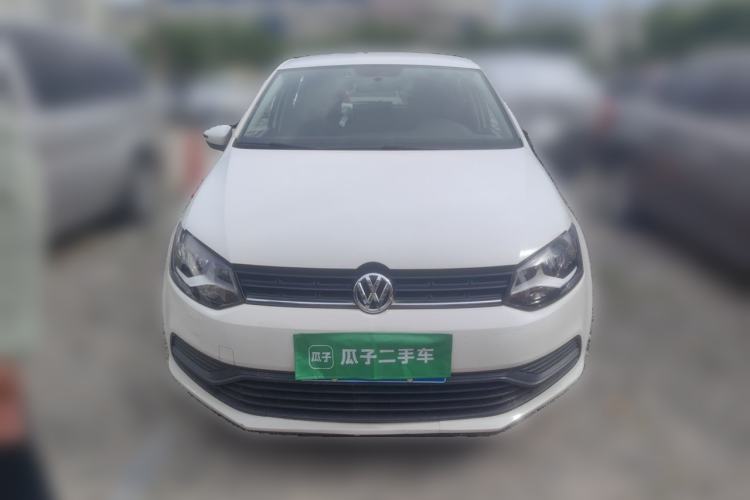 Used Volkswagen Polo 2016 1.4L Manual Fashion Model Front