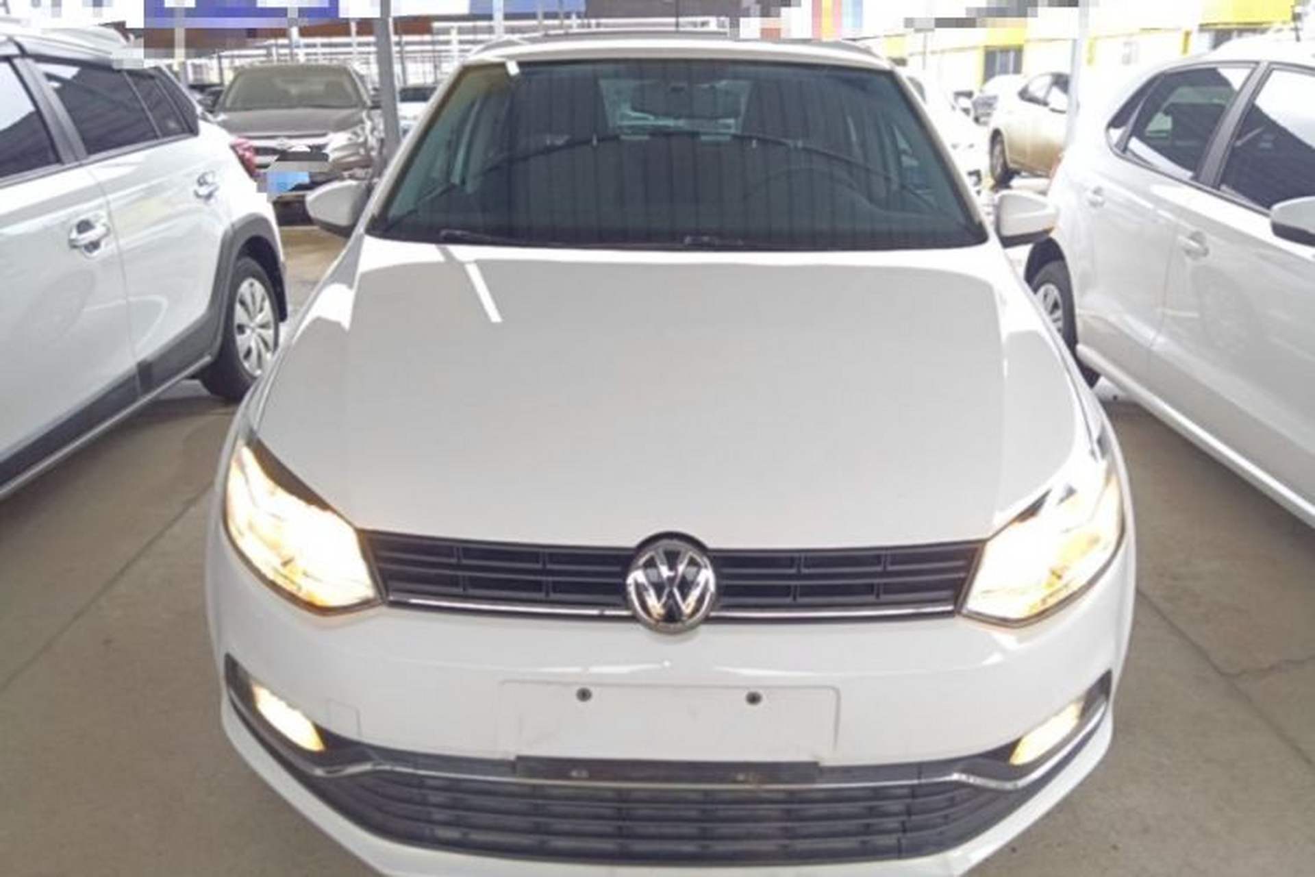 Used Volkswagen Polo 2016 1.6L Automatic Comfort Model Front