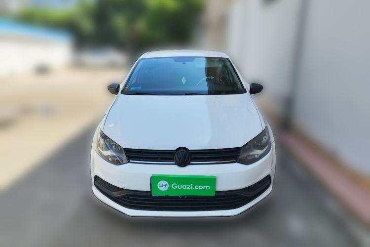 Used Volkswagen Polo 2016 1.4L Manual Fashion Model Front