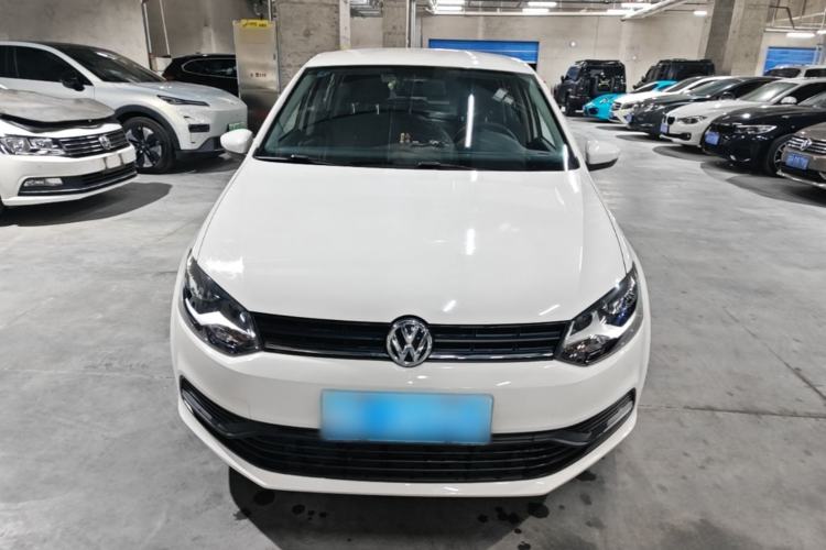 Used Volkswagen Polo 2016 1.4L Manual Fashion Model Front