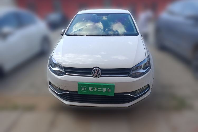 Used Volkswagen Polo 2016 1.4L Manual Fashion Model Front