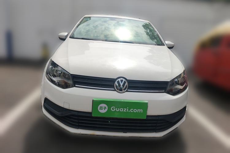 Used Volkswagen Polo 2016 1.4L Manual Fashion Model Front