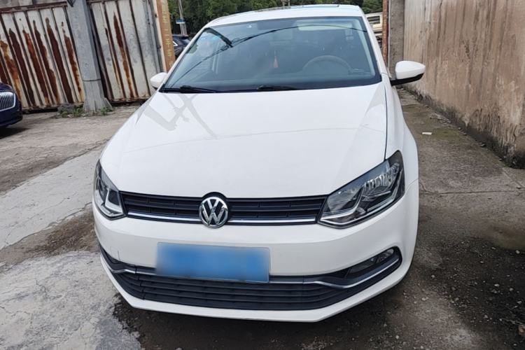 Used Volkswagen Polo 2016 1.6L Automatic Comfort Model Front