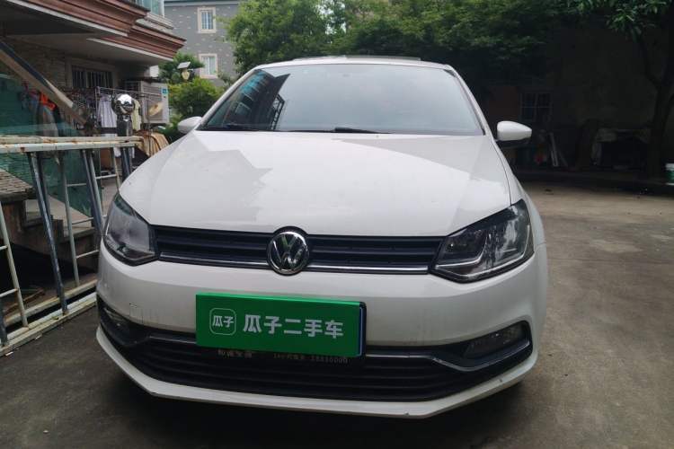 Used Volkswagen Polo 2016 1.6L Automatic Comfort Model Front