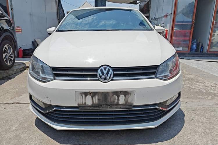 Used Volkswagen Polo 2016 1.6L Automatic Comfort Model Front