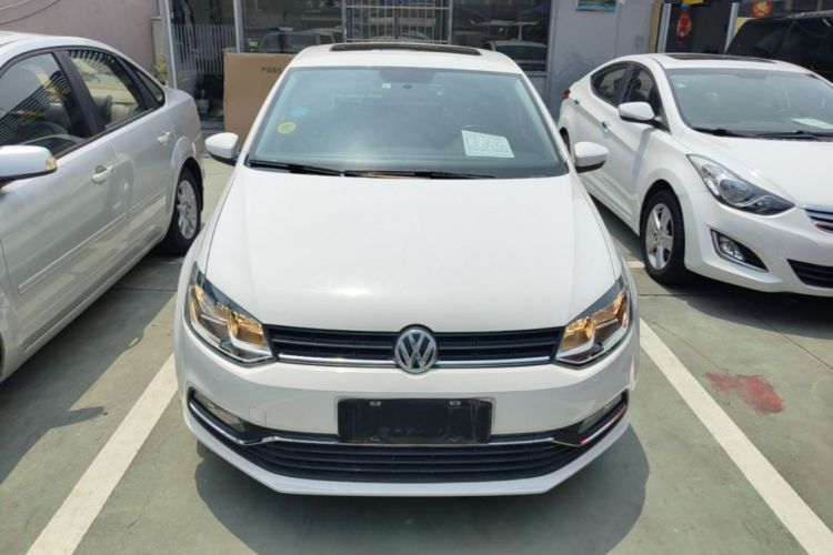 Used Volkswagen Polo 2016 1.6L Automatic Comfort Model Front